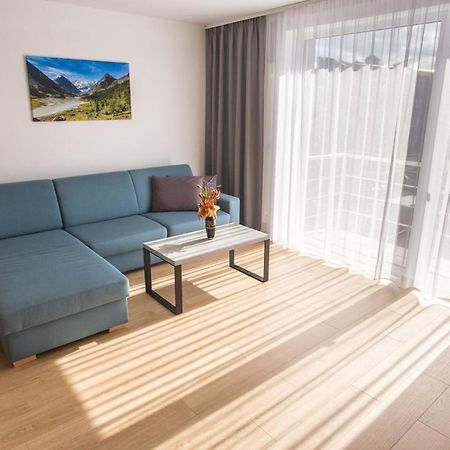 City Apartment Poprad Eksteriør billede