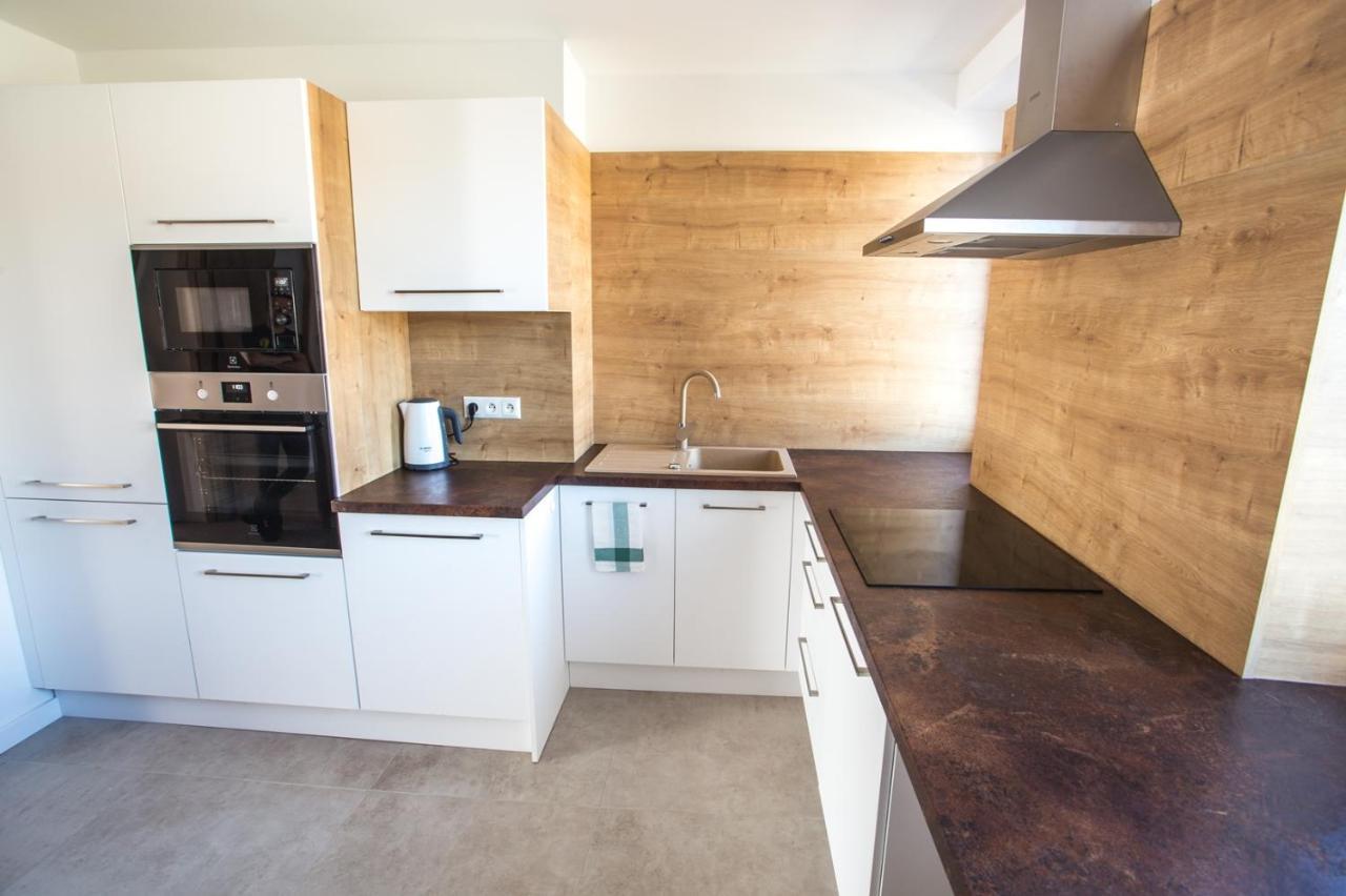 City Apartment Poprad Eksteriør billede